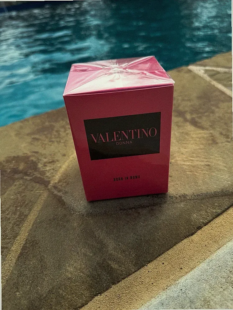 Valentino Born in Roma Eau de Parfum Spray 3.4 fl oz Sealed Designer Perfume