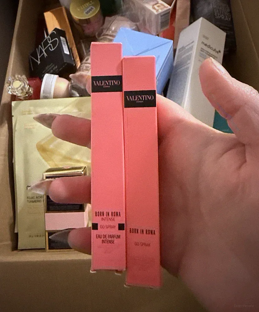 Valentino Born in Roma Intense Eau de Parfum Spray Fragrance Perfume Bottle