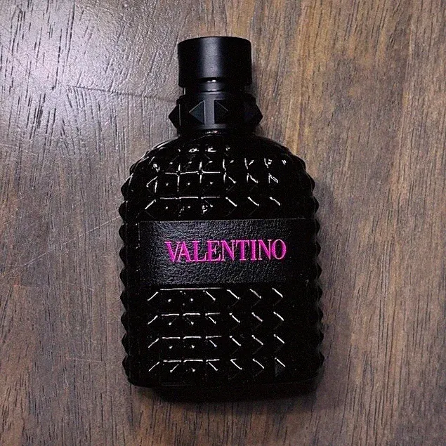 Valentino Pure Eau de Parfum 3.4 fl oz Regular Size Fragrance Black Bottle