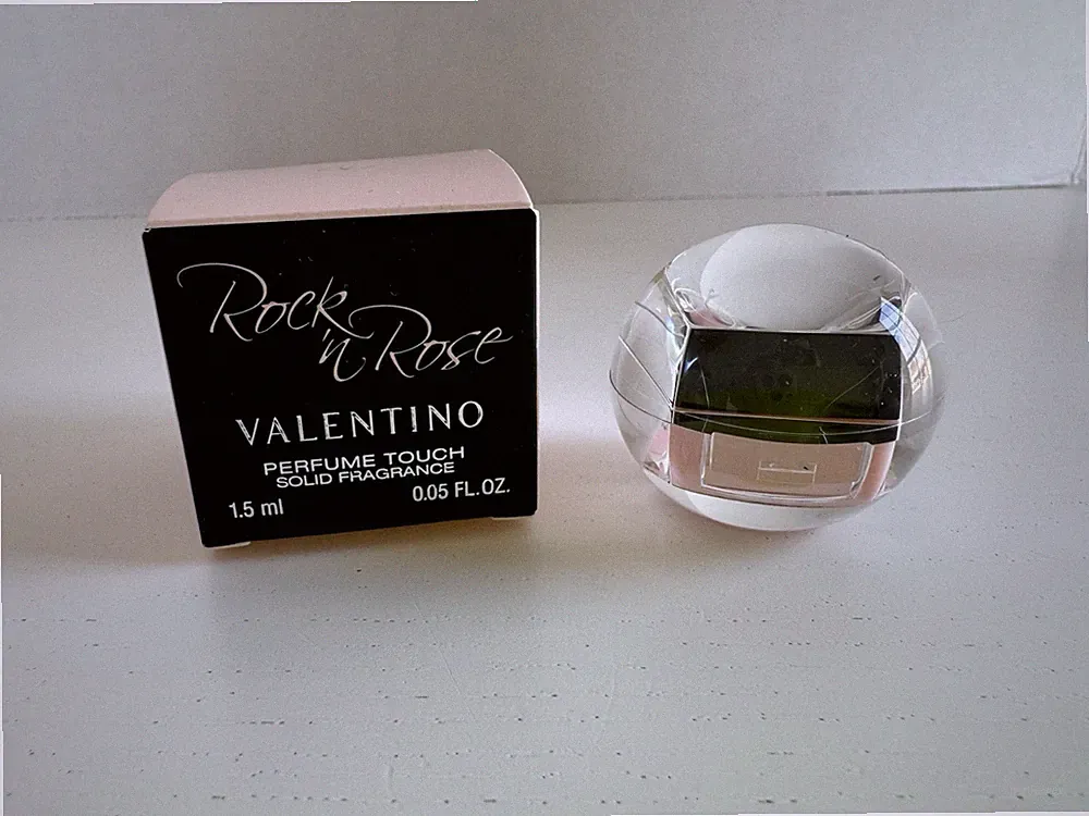 Valentino Rock N Rose Perfume Touch Solid Fragrance .05 oz NIB