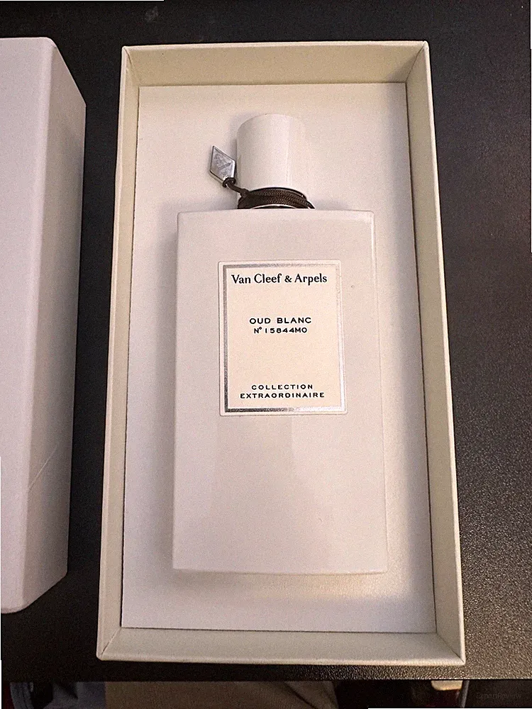 Van Cleef & Arpels Oud Blanc Eau de Parfum Spray 2.5 fl oz Oud Scent