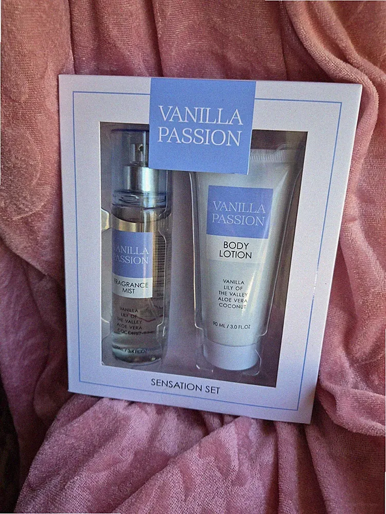 Vanilla Passion Sensation Set Fragrance Mist & Body Lotion Vanilla Aloe Coconut