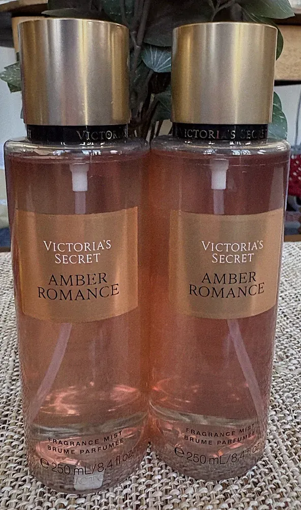 Victoria's Secret AMBER ROMANCE Fragrance Mist Body Spray 8.4oz/250ml Pack Of 2