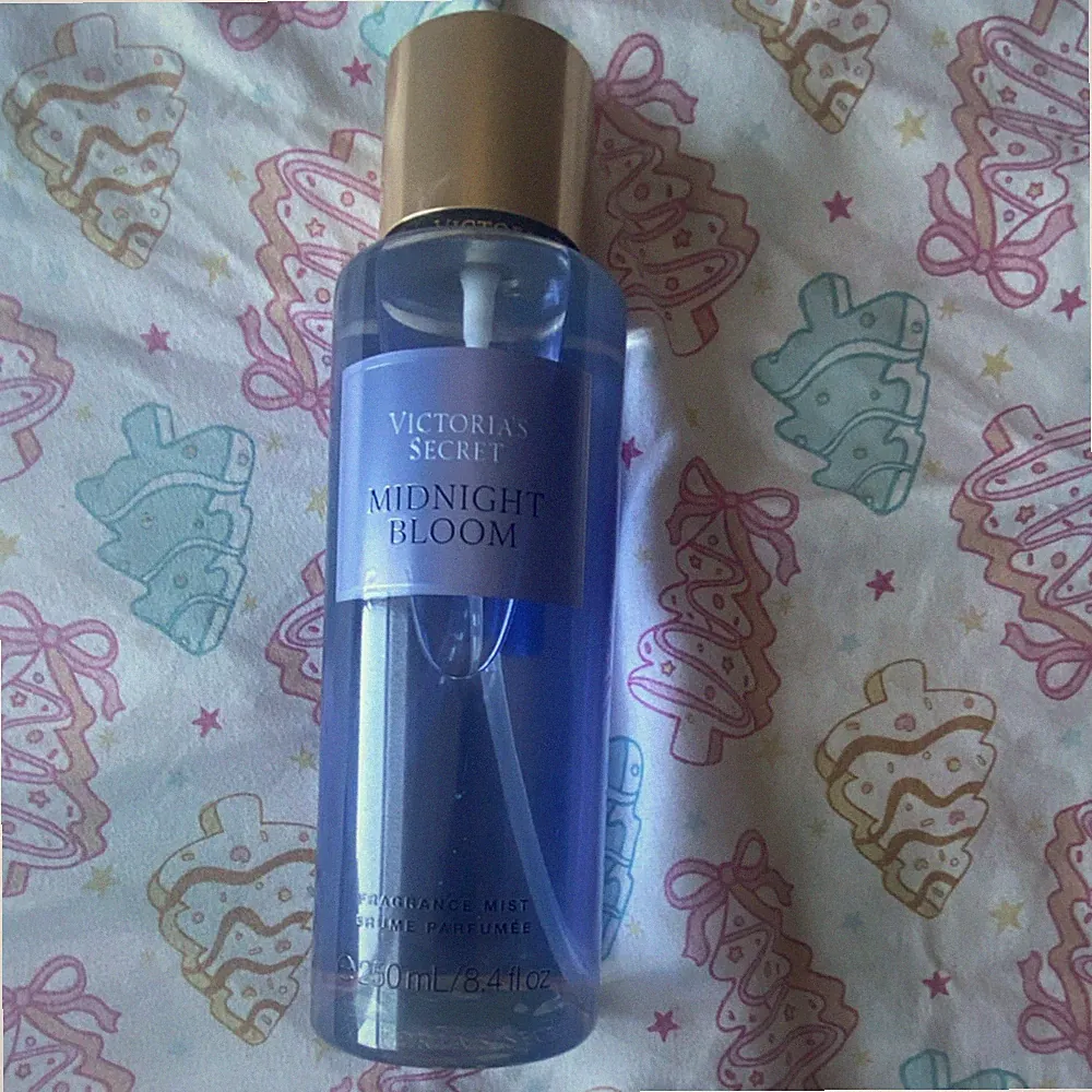 Victoria's Secret Midnight Bloom Fragrance Mist Body Spray Women 8.4 fl oz