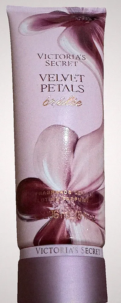 Victoria's Secret Velvet Petals Brûlée Fragrance Lotion Cream 8 fl oz BRAND NEW