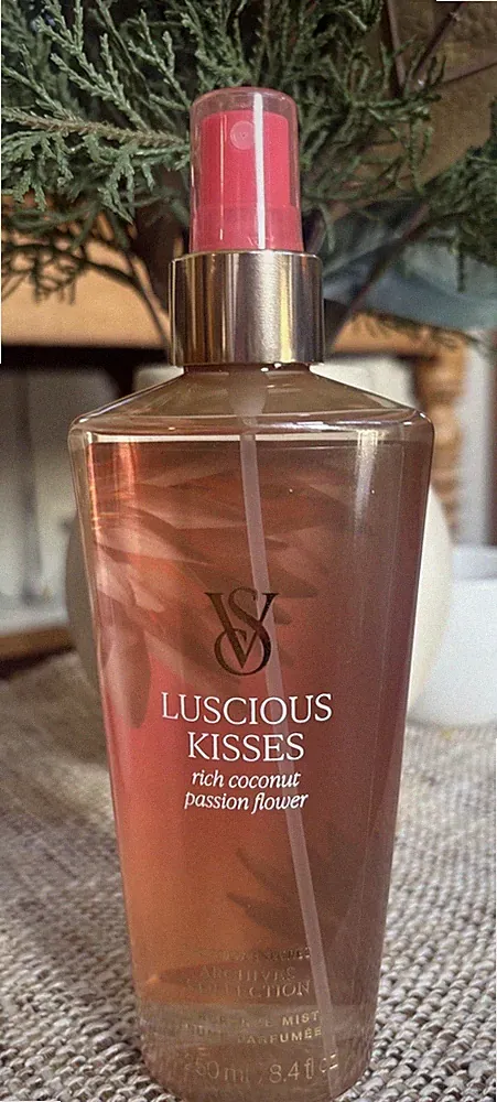 Victoria's Secret2026 Re Designed New Look Lucious Kisses Fragrance Mist