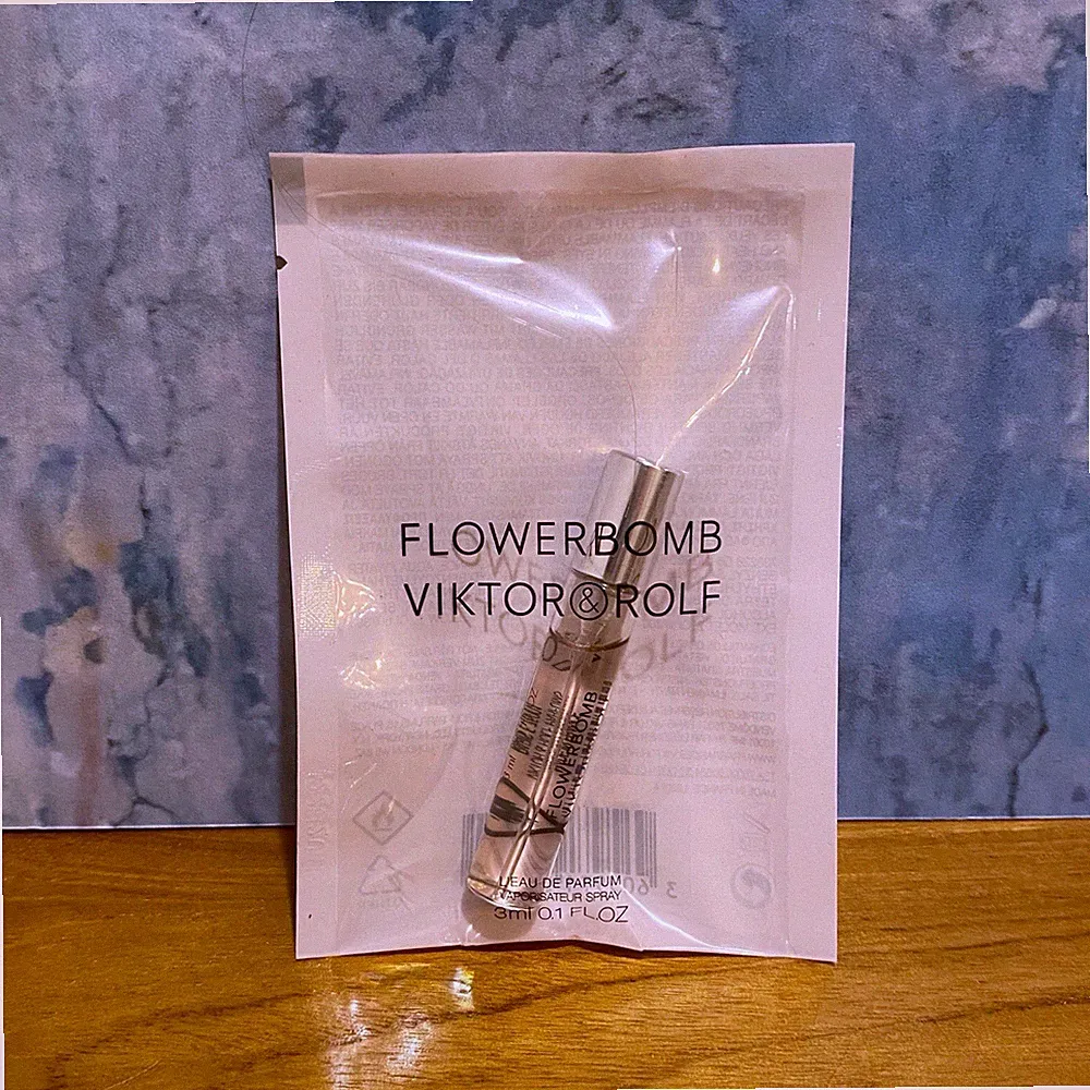 VIKTOR & ROLF Flowerbomb EDP Eau de Parfum Spray 3 mL / 0.1 oz Sample Sealed