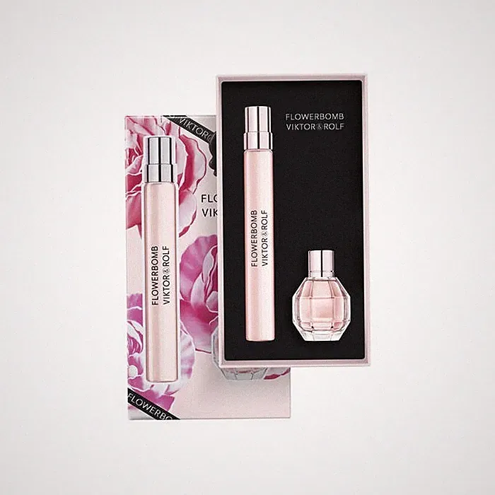 Viktor & Rolf Ladies Flowerbomb Gift Set Fragrances New Authentic