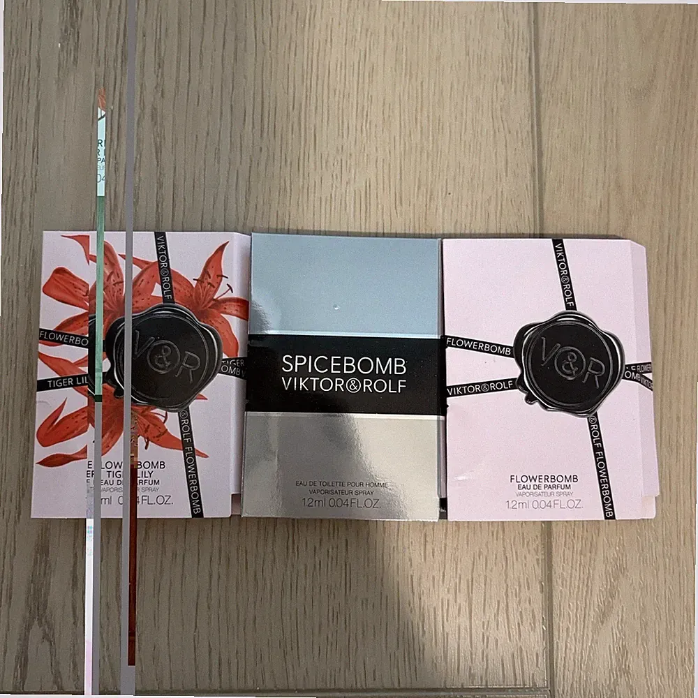 Viktor & Rolf Perfume Set