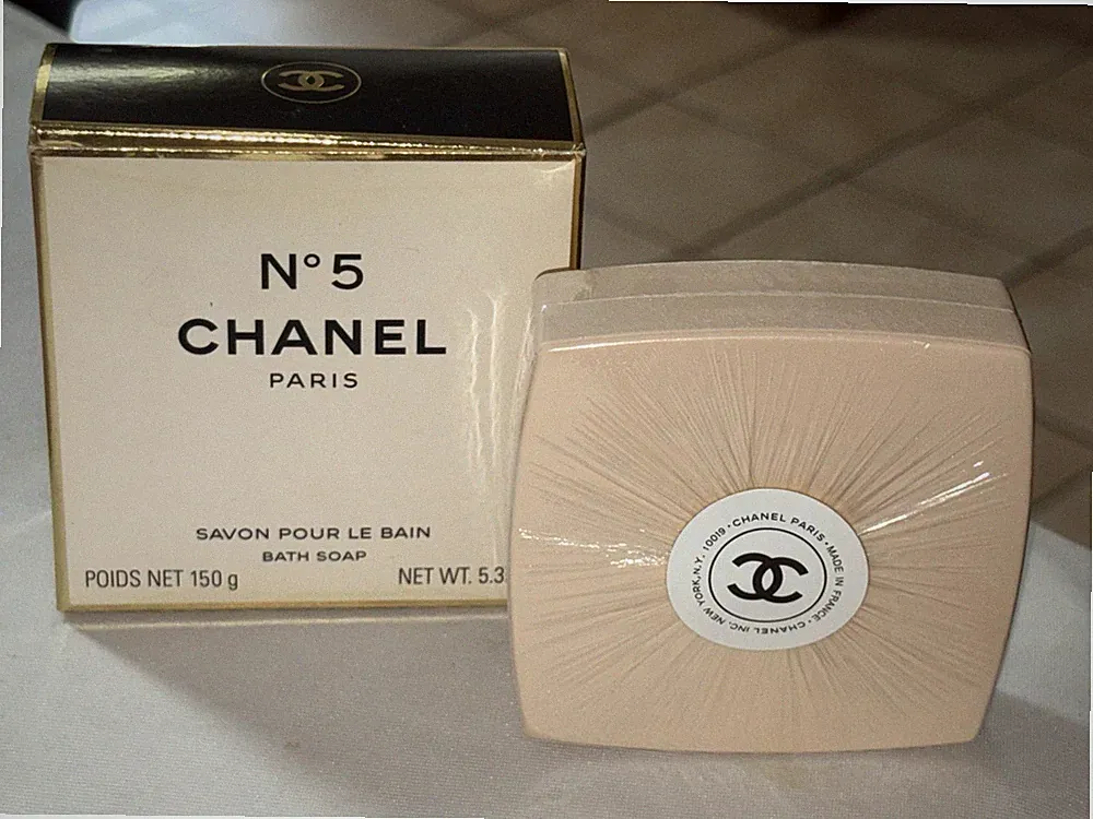 Vintage CHANEL No. 5 Perfumed Bath Square Bar Soap 5.3 oz Sealed Bar New