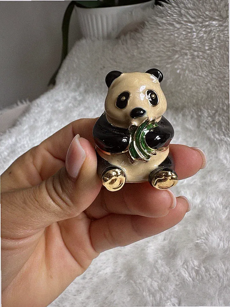 Vintage Estee Lauder Enamel Bamboo Panda Knowing Solid Perfume