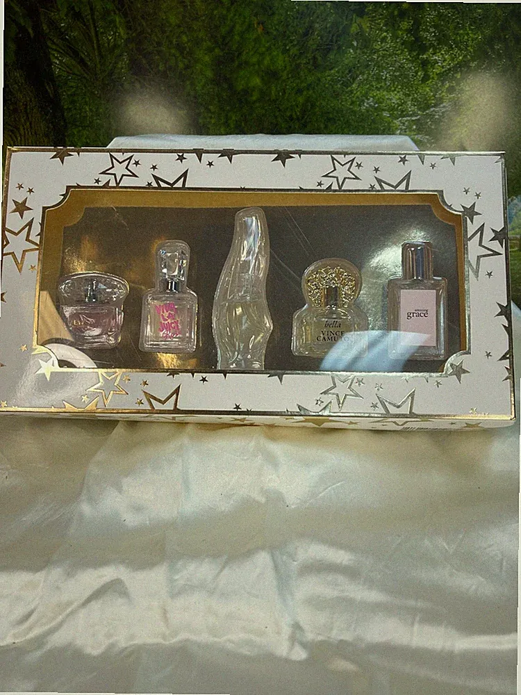 Womens Fragrance 5 Piece Mini Splash (new with box)