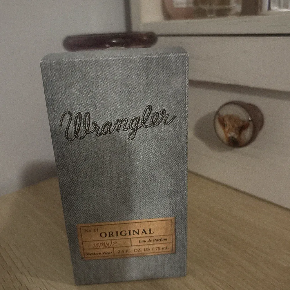 Wrangler Original Eau de Parfum Spray 2.5 fl oz / 75 mL Handcrafted Wild Blooms