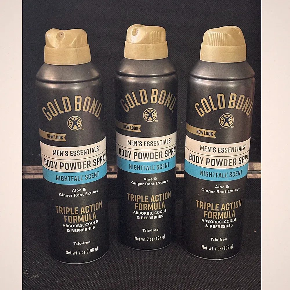 x3 GOLD BOND Men's Essentials Body Powder Spray Nightfall Scent Talc-Free 7 oz